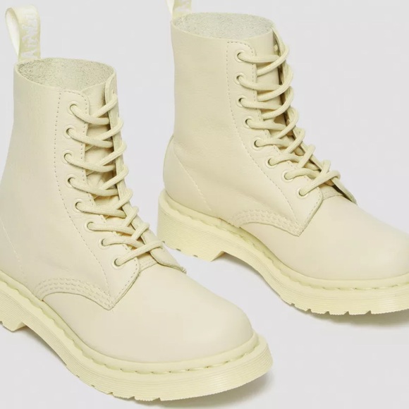 Dr. Martens 1460 Mono Lace-Up Boots - Toile Cream WITH BOX - Picture 2 of 8